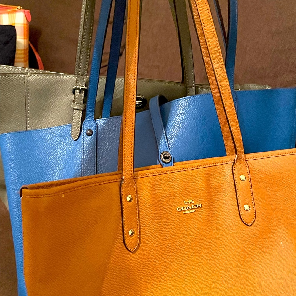 3 large Coach tote bundle . Used in great condition.
